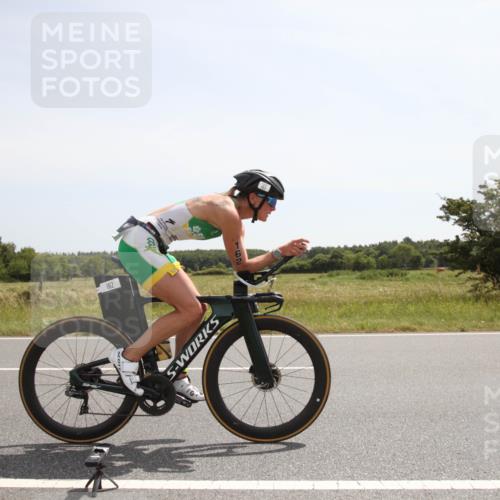 22.06.2025 - Viking Triathlon Yannick Fuchs http://msf.ph/oto/8069297 22.06.2025 12:08:51 Radfahren 162, 463, 632, 640 meine-sportfotos.de