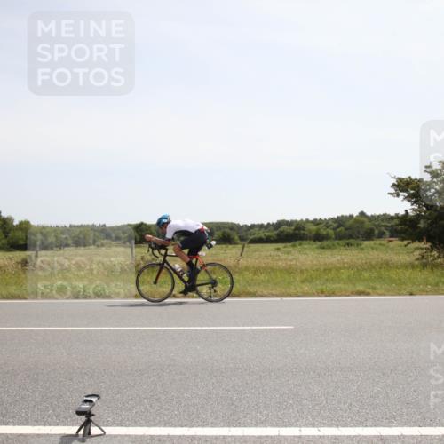 22.06.2025 - Viking Triathlon Yannick Fuchs http://msf.ph/oto/8069325 22.06.2025 12:08:59 Radfahren 14, 48, 99, 117, 651 meine-sportfotos.de
