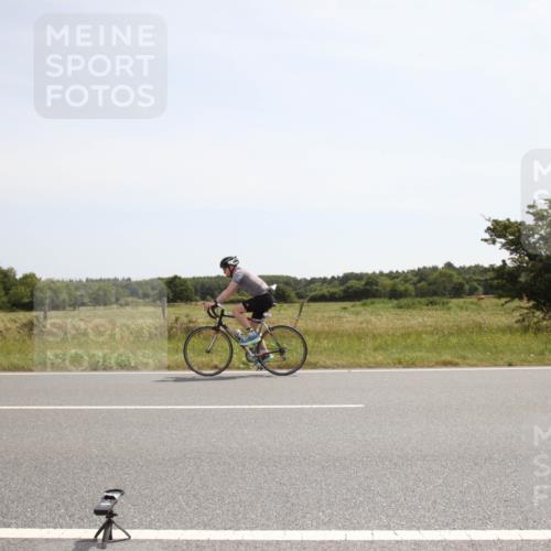 22.06.2025 - Viking Triathlon Yannick Fuchs http://msf.ph/oto/8069365 22.06.2025 12:09:31 Radfahren 31, 195, 446 meine-sportfotos.de