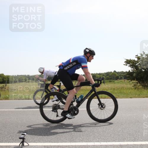 22.06.2025 - Viking Triathlon Yannick Fuchs http://msf.ph/oto/8069424 22.06.2025 11:35:43 Radfahren 108, 196, 229, 242, 271, 301, 647 meine-sportfotos.de
