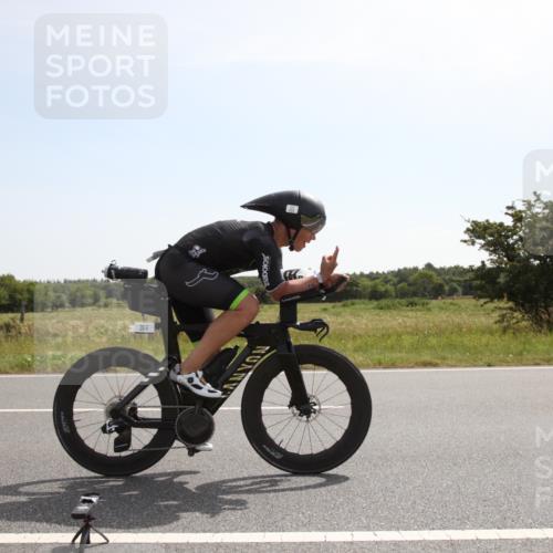22.06.2025 - Viking Triathlon Yannick Fuchs http://msf.ph/oto/8069593 22.06.2025 11:37:01 Radfahren 219, 328, 356 meine-sportfotos.de