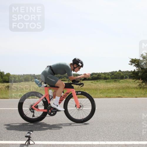 22.06.2025 - Viking Triathlon Yannick Fuchs http://msf.ph/oto/8069638 22.06.2025 12:10:45 Radfahren 23, 106, 116, 247 meine-sportfotos.de