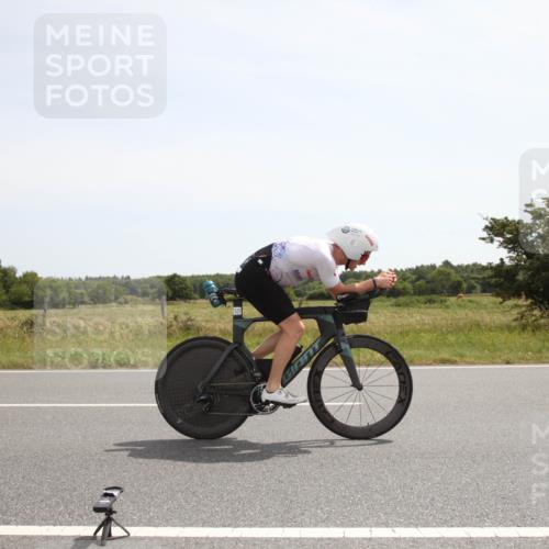 22.06.2025 - Viking Triathlon Yannick Fuchs http://msf.ph/oto/8069726 22.06.2025 12:11:33 Radfahren 235, 389, 521 meine-sportfotos.de