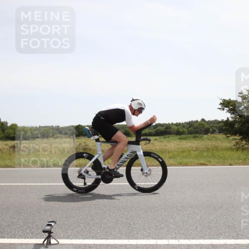 22.06.2025 - Viking Triathlon Yannick Fuchs http://msf.ph/oto/8069795 22.06.2025 12:11:58 Radfahren 110, 449, 475 meine-sportfotos.de