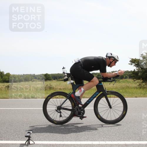 22.06.2025 - Viking Triathlon Yannick Fuchs http://msf.ph/oto/8069799 22.06.2025 12:12:05 Radfahren 266, 403 meine-sportfotos.de