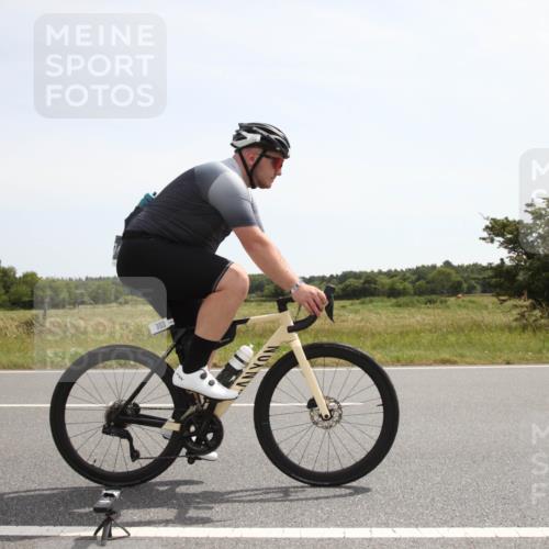 22.06.2025 - Viking Triathlon Yannick Fuchs http://msf.ph/oto/8069810 22.06.2025 12:12:16 Radfahren 303 meine-sportfotos.de
