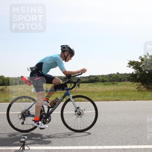 22.06.2025 - Viking Triathlon Yannick Fuchs http://msf.ph/oto/8069845 22.06.2025 11:38:43 Radfahren 68, 483 meine-sportfotos.de