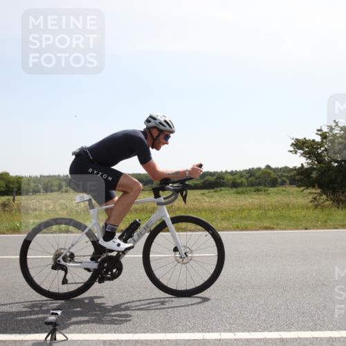 22.06.2025 - Viking Triathlon Yannick Fuchs http://msf.ph/oto/8069865 22.06.2025 11:38:59 Radfahren 137, 225, 264, 628 meine-sportfotos.de