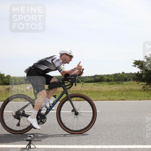 22.06.2025 - Viking Triathlon Yannick Fuchs http://msf.ph/oto/8069966 22.06.2025 12:13:47 Radfahren 190, 269 meine-sportfotos.de