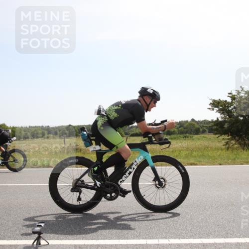 22.06.2025 - Viking Triathlon Yannick Fuchs http://msf.ph/oto/8069999 22.06.2025 11:39:43 Radfahren 261, 461, 546 meine-sportfotos.de