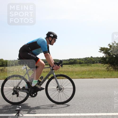 22.06.2025 - Viking Triathlon Yannick Fuchs http://msf.ph/oto/8070027 22.06.2025 11:39:50 Radfahren 19, 113, 377, 407, 467, 650 meine-sportfotos.de