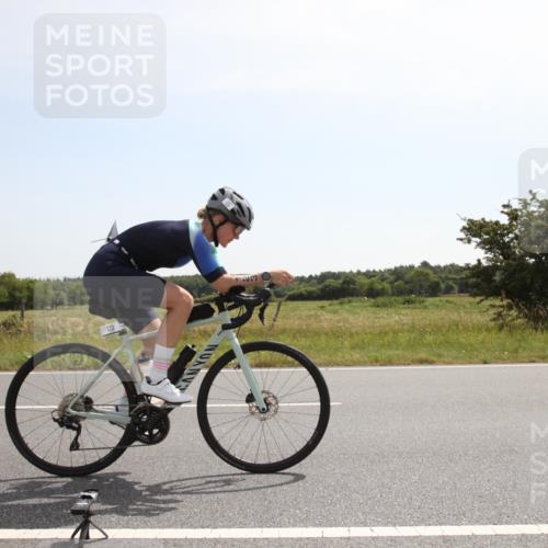 22.06.2025 - Viking Triathlon Yannick Fuchs http://msf.ph/oto/8070051 22.06.2025 11:39:56 Radfahren 19, 38, 123, 127, 395, 407, 550, 554 meine-sportfotos.de