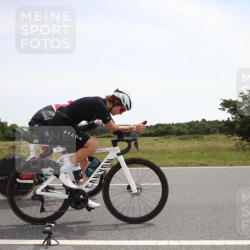 22.06.2025 - Viking Triathlon Yannick Fuchs http://msf.ph/oto/8070178 22.06.2025 12:15:37 Radfahren 22, 211, 641 meine-sportfotos.de
