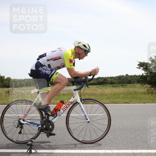 22.06.2025 - Viking Triathlon Yannick Fuchs http://msf.ph/oto/8070190 22.06.2025 12:15:51 Radfahren 242, 657 meine-sportfotos.de