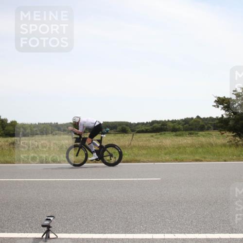 22.06.2025 - Viking Triathlon Yannick Fuchs http://msf.ph/oto/8070202 22.06.2025 12:15:56 Radfahren 41, 242 meine-sportfotos.de