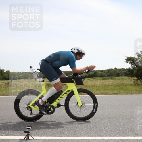22.06.2025 - Viking Triathlon Yannick Fuchs http://msf.ph/oto/8070245 22.06.2025 12:16:11 Radfahren 95, 132, 271, 359 meine-sportfotos.de