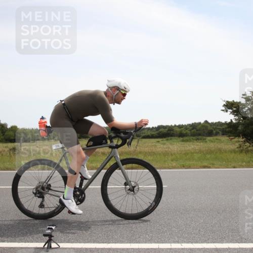 22.06.2025 - Viking Triathlon Yannick Fuchs http://msf.ph/oto/8070392 22.06.2025 12:17:41 Radfahren 44, 54, 335, 357, 639 meine-sportfotos.de