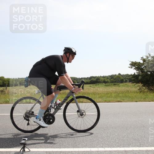 22.06.2025 - Viking Triathlon Yannick Fuchs http://msf.ph/oto/8070445 22.06.2025 11:42:01 Radfahren 69, 469 meine-sportfotos.de