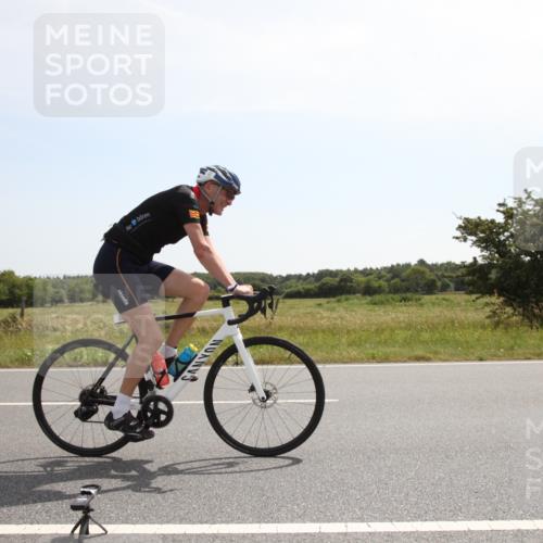 22.06.2025 - Viking Triathlon Yannick Fuchs http://msf.ph/oto/8070554 22.06.2025 11:42:47 Radfahren 102, 365, 425 meine-sportfotos.de
