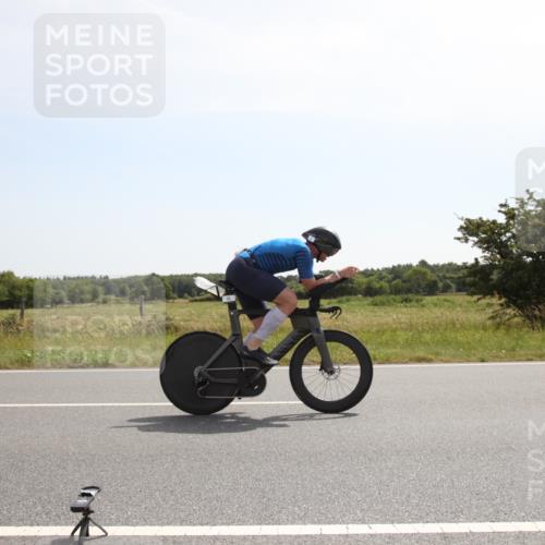 22.06.2025 - Viking Triathlon Yannick Fuchs http://msf.ph/oto/8070579 22.06.2025 11:42:52 Radfahren 2, 45, 74, 81, 414, 441, 610 meine-sportfotos.de