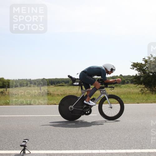 22.06.2025 - Viking Triathlon Yannick Fuchs http://msf.ph/oto/8070591 22.06.2025 11:42:53 Radfahren 2, 45, 74, 81, 414, 441, 610, 661 meine-sportfotos.de