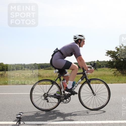 22.06.2025 - Viking Triathlon Yannick Fuchs http://msf.ph/oto/8070603 22.06.2025 11:42:54 Radfahren 2, 45, 74, 81, 414, 441, 610, 661 meine-sportfotos.de