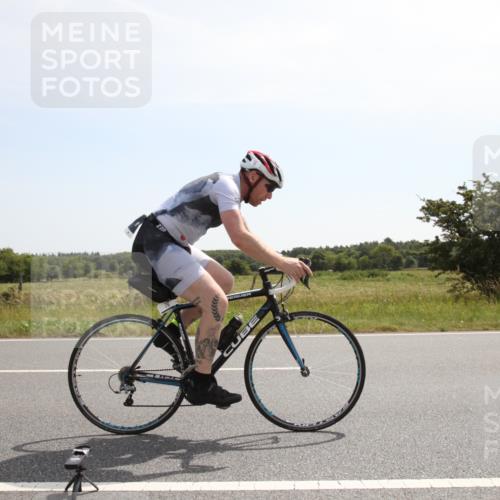 22.06.2025 - Viking Triathlon Yannick Fuchs http://msf.ph/oto/8070619 22.06.2025 11:43:03 Radfahren 76, 91, 332, 623 meine-sportfotos.de
