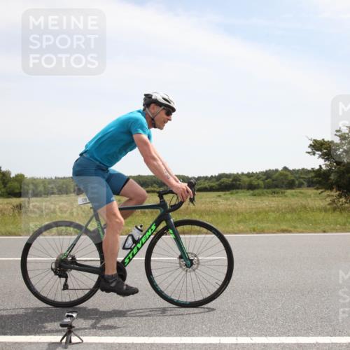 22.06.2025 - Viking Triathlon Yannick Fuchs http://msf.ph/oto/8070805 22.06.2025 12:20:49 Radfahren 25, 43, 128, 181, 374, 388, 499, 654 meine-sportfotos.de