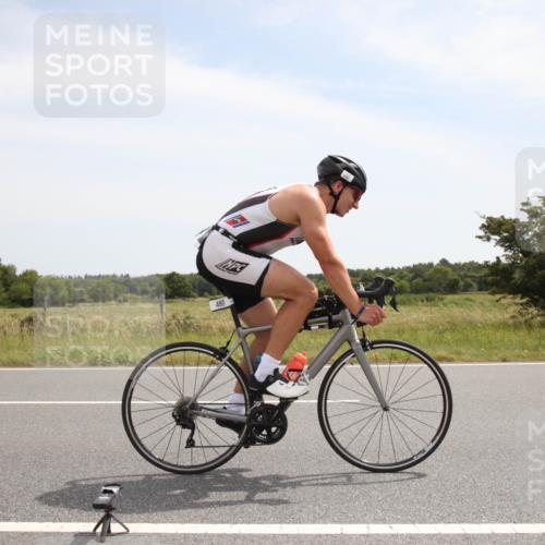 22.06.2025 - Viking Triathlon Yannick Fuchs http://msf.ph/oto/8071300 22.06.2025 12:25:39 Radfahren 134, 299, 323, 480 meine-sportfotos.de