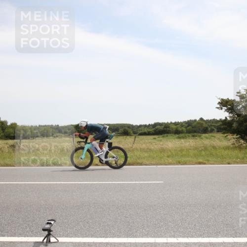 22.06.2025 - Viking Triathlon Yannick Fuchs http://msf.ph/oto/8071357 22.06.2025 12:26:09 Radfahren 70, 103, 304, 398 meine-sportfotos.de