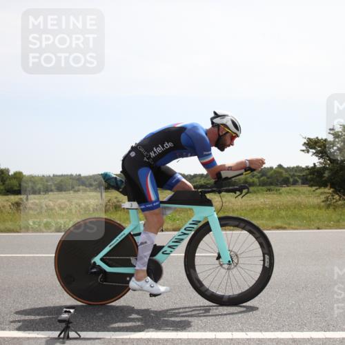 22.06.2025 - Viking Triathlon Yannick Fuchs http://msf.ph/oto/8071452 22.06.2025 11:49:51 Radfahren 3, 211, 254, 347, 648 meine-sportfotos.de