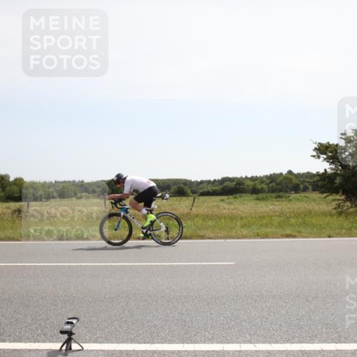 22.06.2025 - Viking Triathlon Yannick Fuchs http://msf.ph/oto/8071480 22.06.2025 11:50:01 Radfahren 11, 33, 257, 638 meine-sportfotos.de