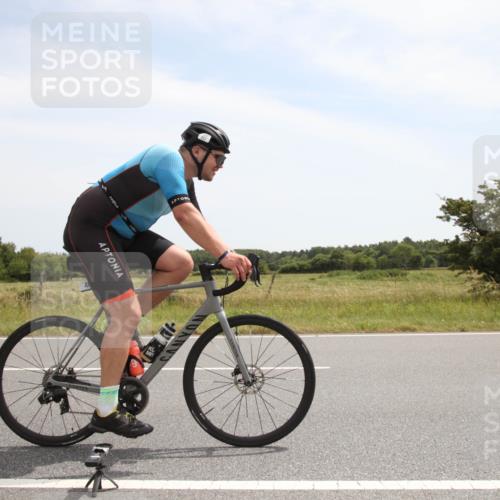 22.06.2025 - Viking Triathlon Yannick Fuchs http://msf.ph/oto/8071531 22.06.2025 12:27:58 Radfahren 286, 467 meine-sportfotos.de