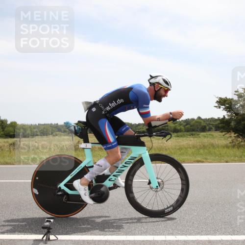 22.06.2025 - Viking Triathlon Yannick Fuchs http://msf.ph/oto/8071592 22.06.2025 12:28:43 Radfahren 3, 164 meine-sportfotos.de