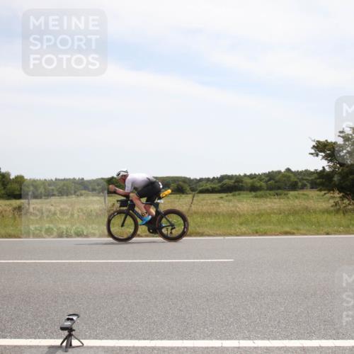 22.06.2025 - Viking Triathlon Yannick Fuchs http://msf.ph/oto/8071860 22.06.2025 12:30:36 Radfahren 18, 295 meine-sportfotos.de