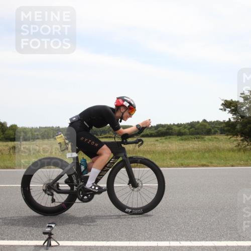 22.06.2025 - Viking Triathlon Yannick Fuchs http://msf.ph/oto/8072006 22.06.2025 12:31:45 Radfahren 37, 114, 204, 333, 364, 412, 500, 525 meine-sportfotos.de