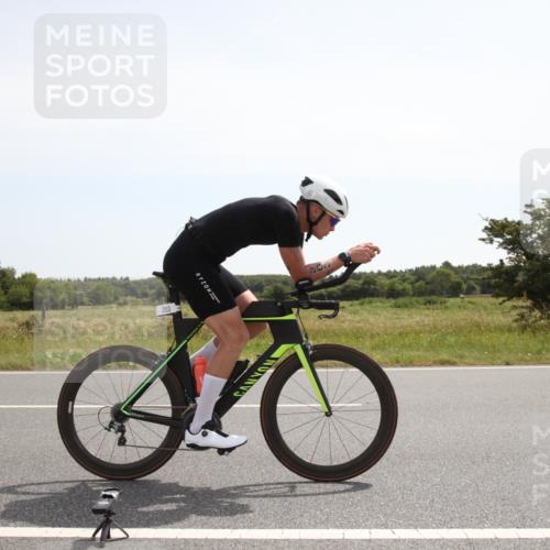 22.06.2025 - Viking Triathlon Yannick Fuchs http://msf.ph/oto/8072167 22.06.2025 11:55:36 Radfahren 8, 139, 203, 329, 479 meine-sportfotos.de