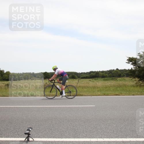 22.06.2025 - Viking Triathlon Yannick Fuchs http://msf.ph/oto/8072322 22.06.2025 12:34:38 Radfahren 24, 287, 415 meine-sportfotos.de