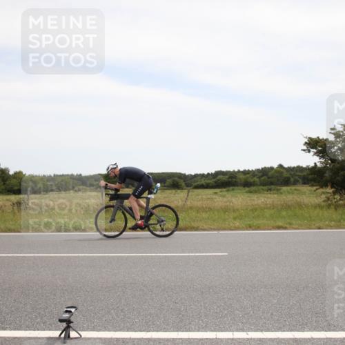 22.06.2025 - Viking Triathlon Yannick Fuchs http://msf.ph/oto/8072358 22.06.2025 12:34:57 Radfahren 102, 358, 411, 619 meine-sportfotos.de