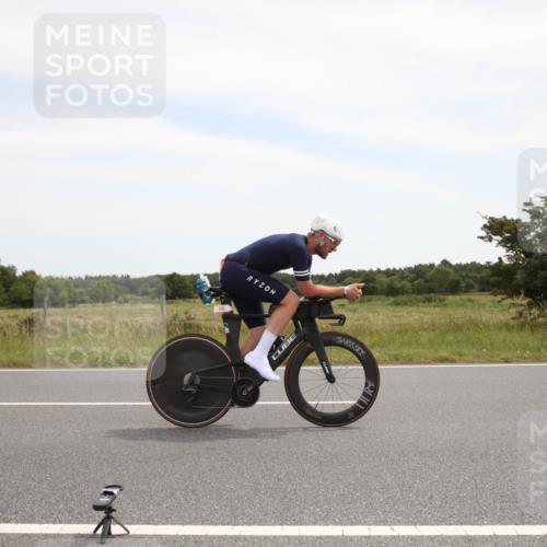 22.06.2025 - Viking Triathlon Yannick Fuchs http://msf.ph/oto/8072367 22.06.2025 12:35:01 Radfahren 17, 102, 635, 645 meine-sportfotos.de