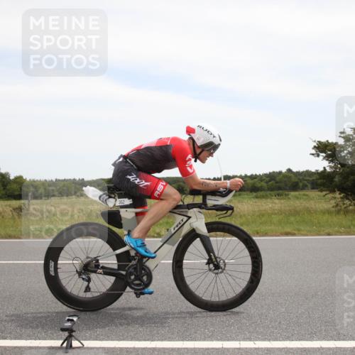 22.06.2025 - Viking Triathlon Yannick Fuchs http://msf.ph/oto/8072380 22.06.2025 12:35:09 Radfahren 352, 416 meine-sportfotos.de