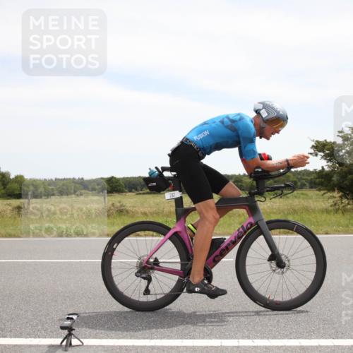 22.06.2025 - Viking Triathlon Yannick Fuchs http://msf.ph/oto/8072482 22.06.2025 12:36:05 Radfahren 237, 440, 453 meine-sportfotos.de