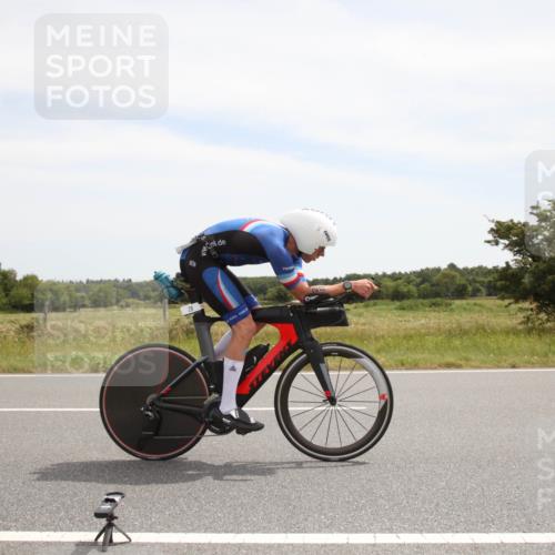 22.06.2025 - Viking Triathlon Yannick Fuchs http://msf.ph/oto/8072550 22.06.2025 12:36:37 Radfahren 28, 97, 344, 422 meine-sportfotos.de