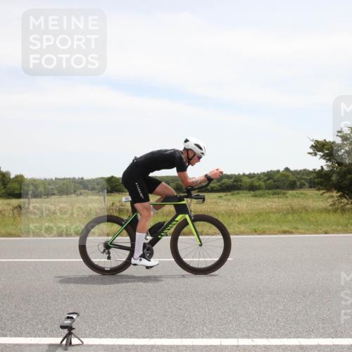 22.06.2025 - Viking Triathlon Yannick Fuchs http://msf.ph/oto/8072654 22.06.2025 12:38:07 Radfahren 203, 288 meine-sportfotos.de