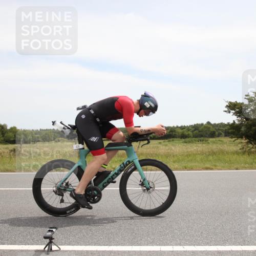 22.06.2025 - Viking Triathlon Yannick Fuchs http://msf.ph/oto/8072730 22.06.2025 12:38:47 Radfahren 106, 429 meine-sportfotos.de