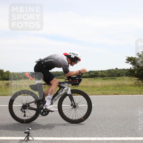 22.06.2025 - Viking Triathlon Yannick Fuchs http://msf.ph/oto/8072840 22.06.2025 12:39:54 Radfahren 132, 348, 408 meine-sportfotos.de