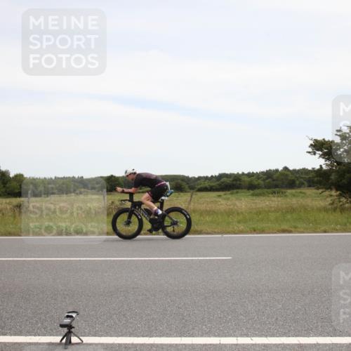 22.06.2025 - Viking Triathlon Yannick Fuchs http://msf.ph/oto/8073106 22.06.2025 12:43:15 Radfahren 40, 291 meine-sportfotos.de
