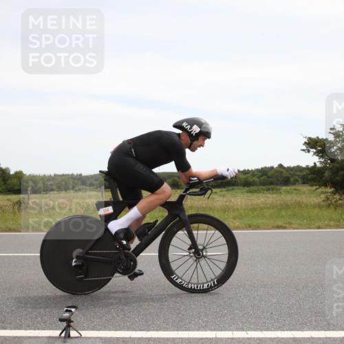 22.06.2025 - Viking Triathlon Yannick Fuchs http://msf.ph/oto/8073162 22.06.2025 12:43:38 Radfahren 12, 124, 187, 316, 327, 442, 493, 522, 654 meine-sportfotos.de
