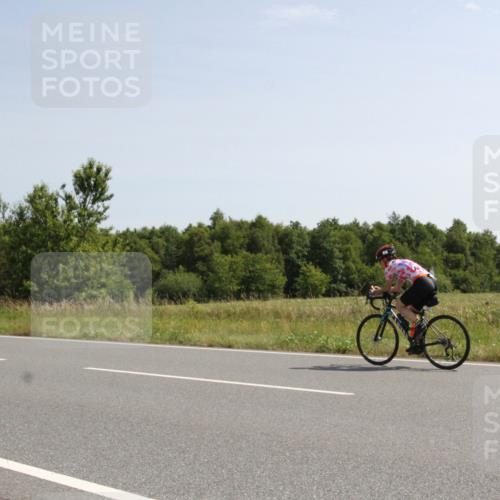 22.06.2025 - Viking Triathlon Yannick Fuchs http://msf.ph/oto/8073301 22.06.2025 11:03:17 Radfahren 4, 72, 100, 139, 454, 509, 529, 641 meine-sportfotos.de