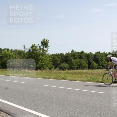 22.06.2025 - Viking Triathlon Yannick Fuchs http://msf.ph/oto/8073381 22.06.2025 11:05:40 Radfahren 335, 535, 657, 661 meine-sportfotos.de